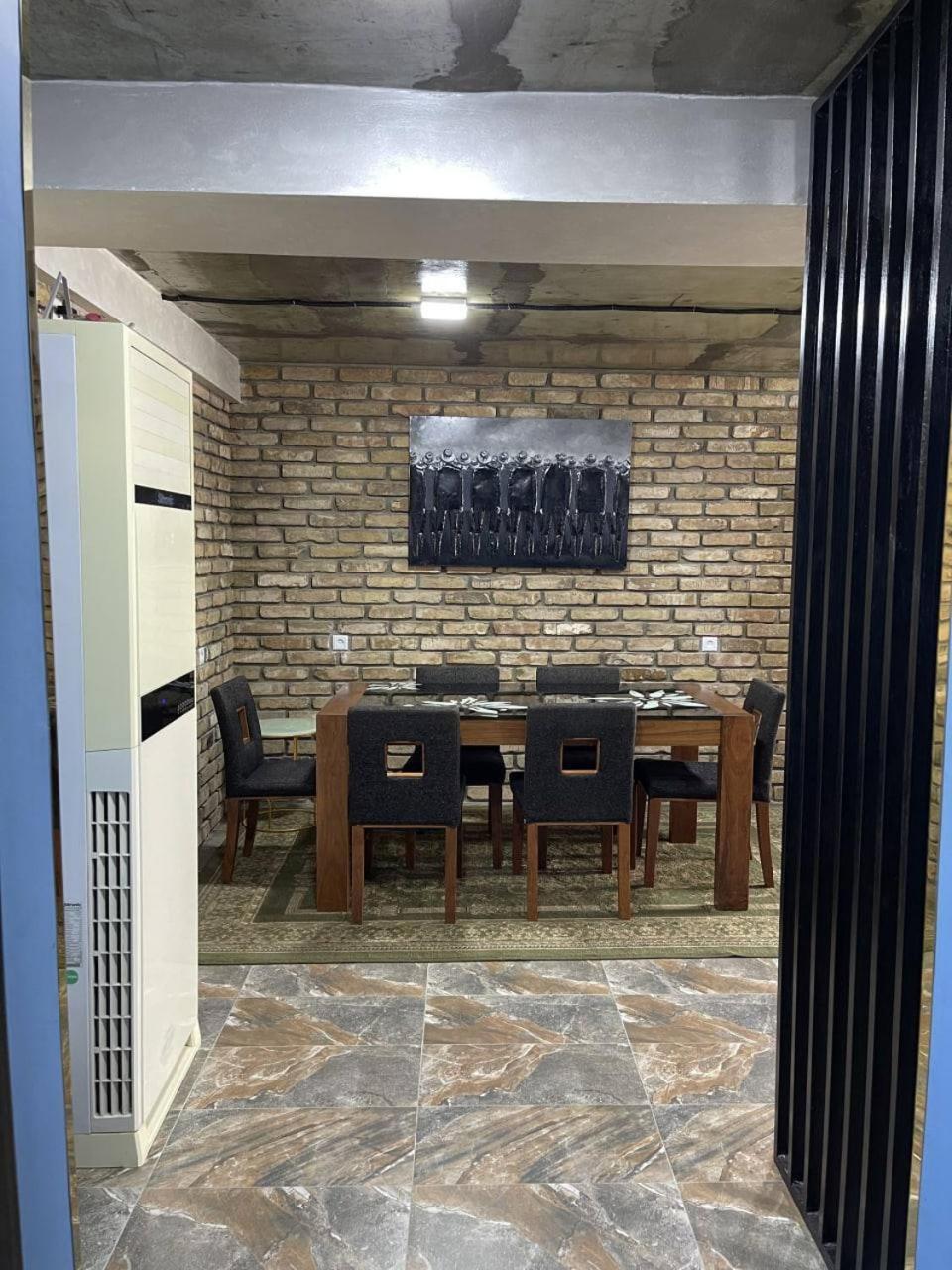 Local Hotel Ташкент Екстериор снимка