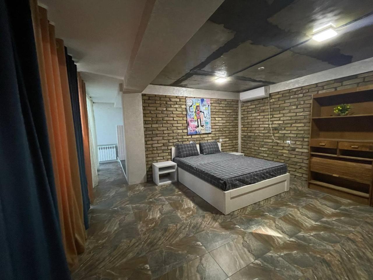 Local Hotel Ташкент Екстериор снимка
